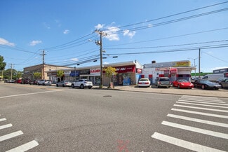 Levittown, NY Storefront Retail/Office - 40-60 Division Ave