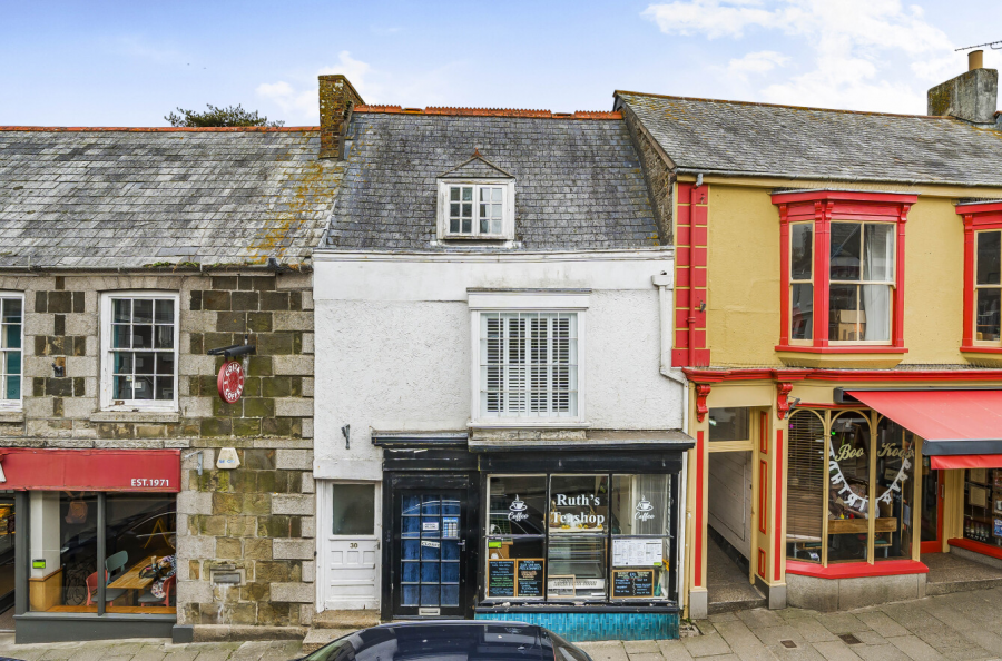 30 Meneage St, Helston, CON for Sale
