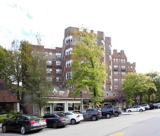 Scarsdale, NY Retail - 2-24 Chase Rd