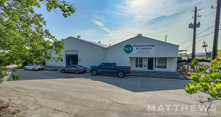 8131 Lockheed Ave, Houston, TX for Sale