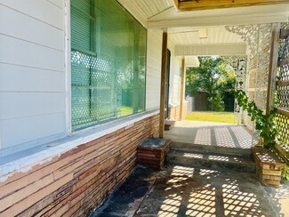 Houston, TX Office/Retail - 7328 Bauman Rd