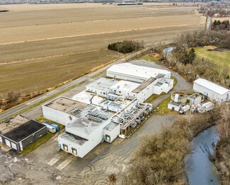 Yamachiche, QC Industrial - 212 Ch Du Canton S