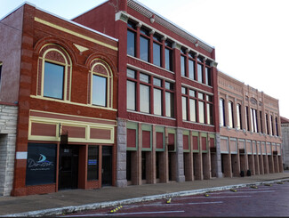 Denison, TX Office/Retail - 301-305 W Woodard St
