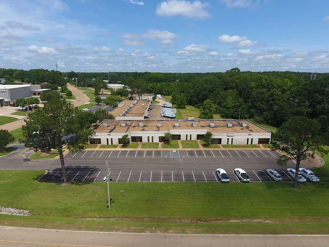 100 - 104 Business Park Dr, Ridgeland, MS for Rent