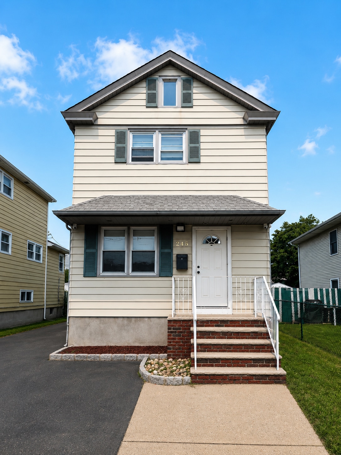 245 Union St, Lodi, NJ for Sale