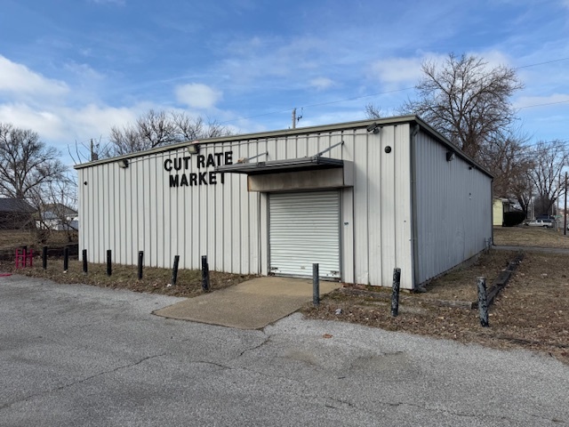672 Lincoln Ave, Evansville, IN for Sale