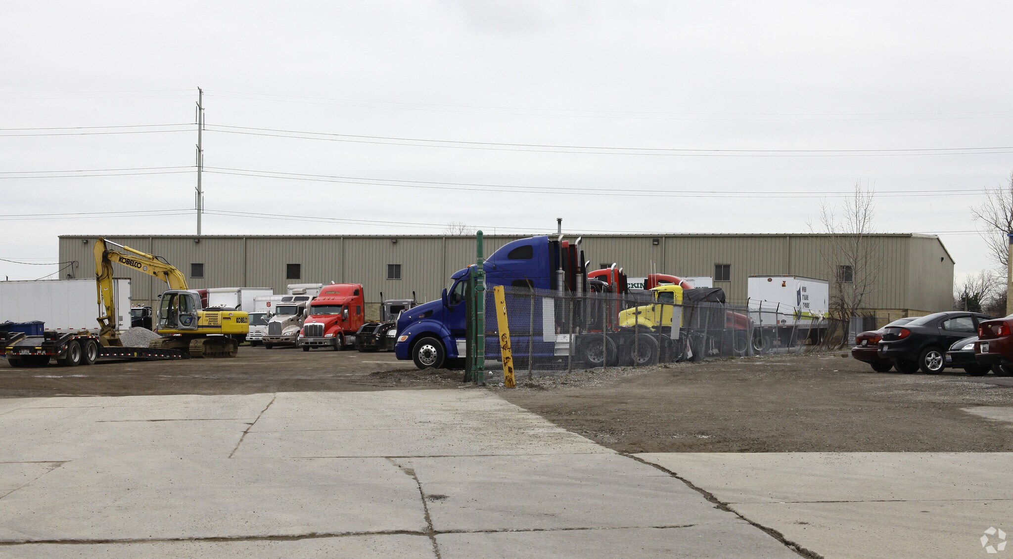 8686 Brookpark Rd Cleveland, OH 44129 Industrial Property for Lease