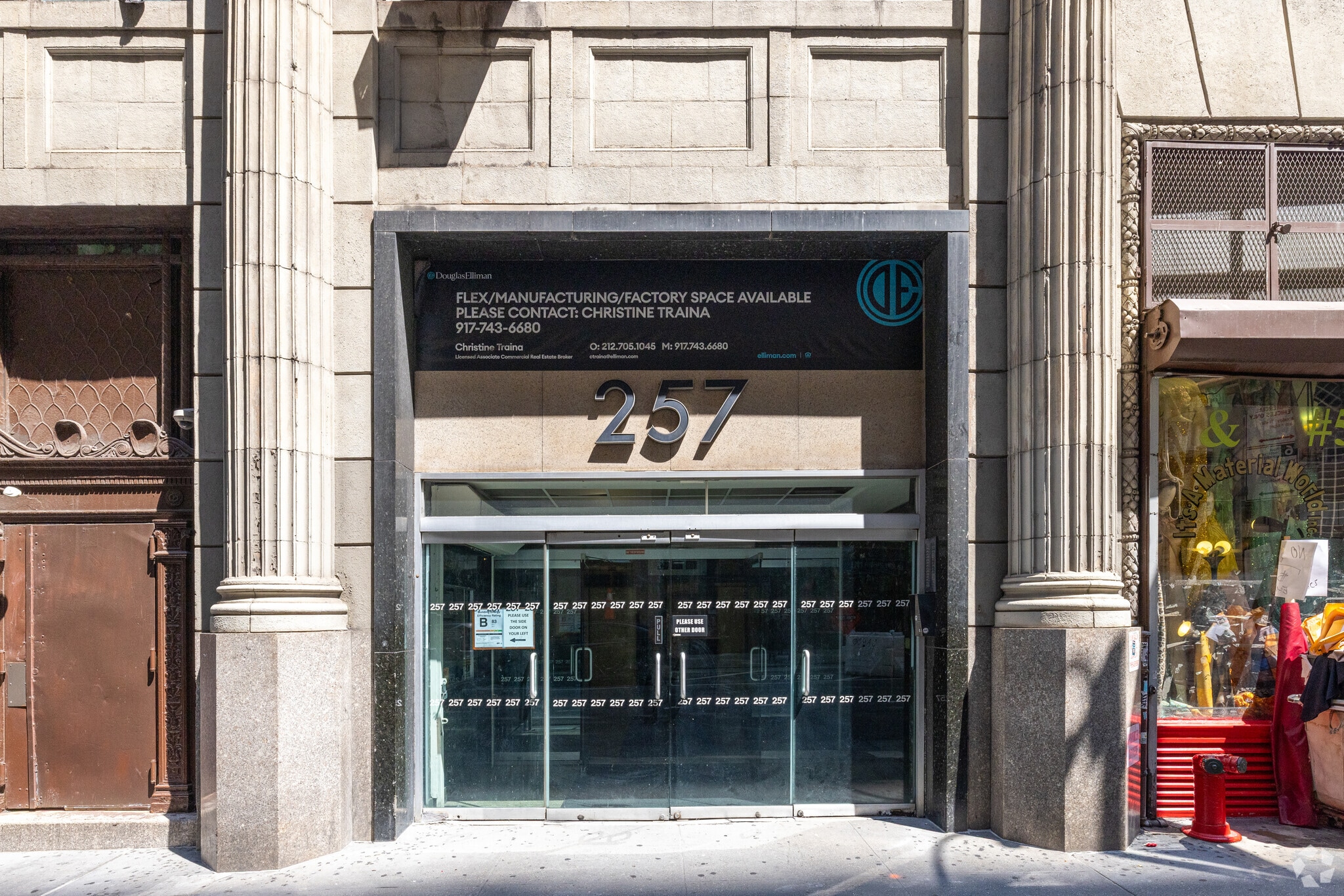 257 W 39th St, New York, NY for Rent