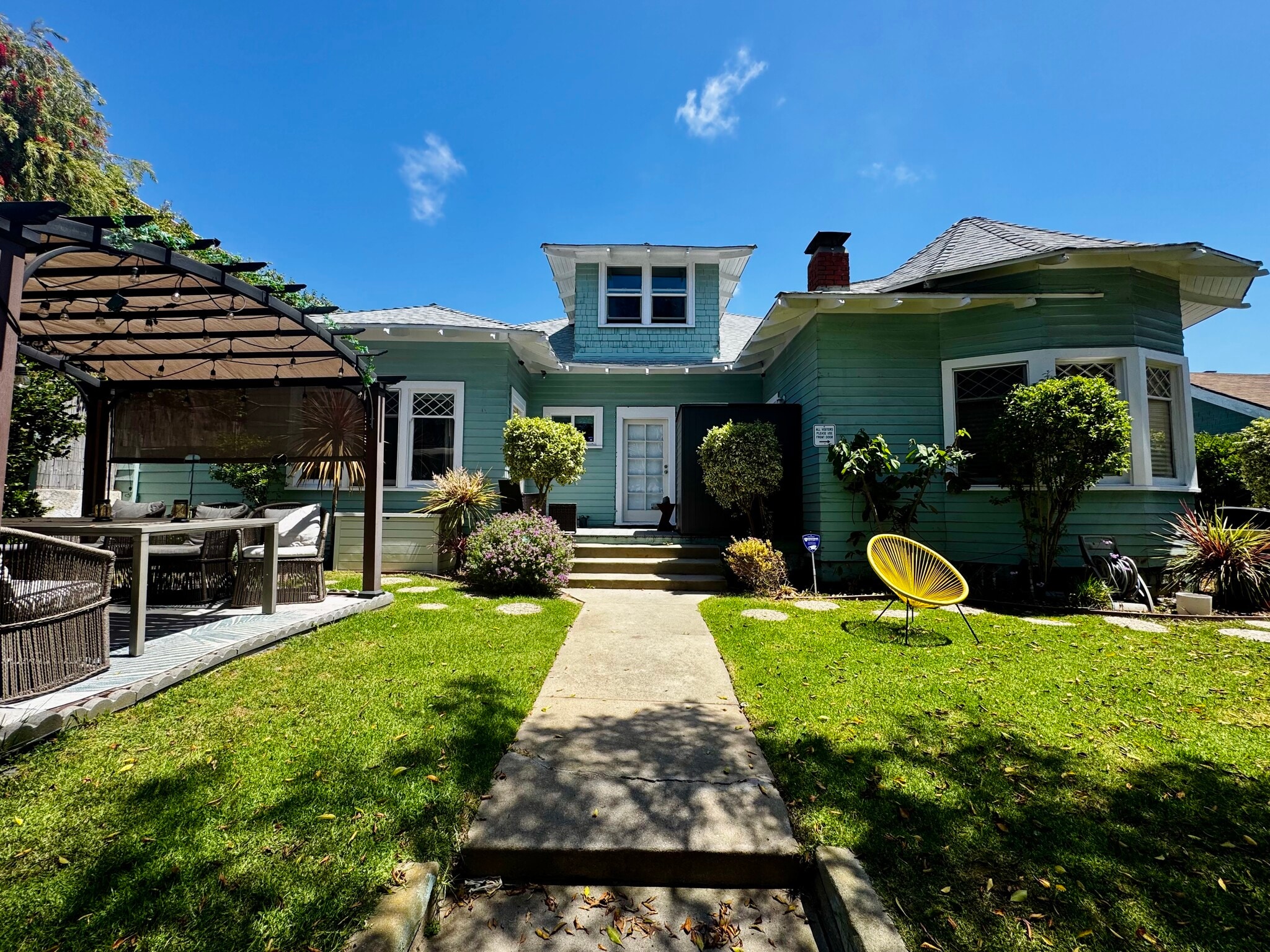 1815 10th St, Santa Monica, CA for Sale