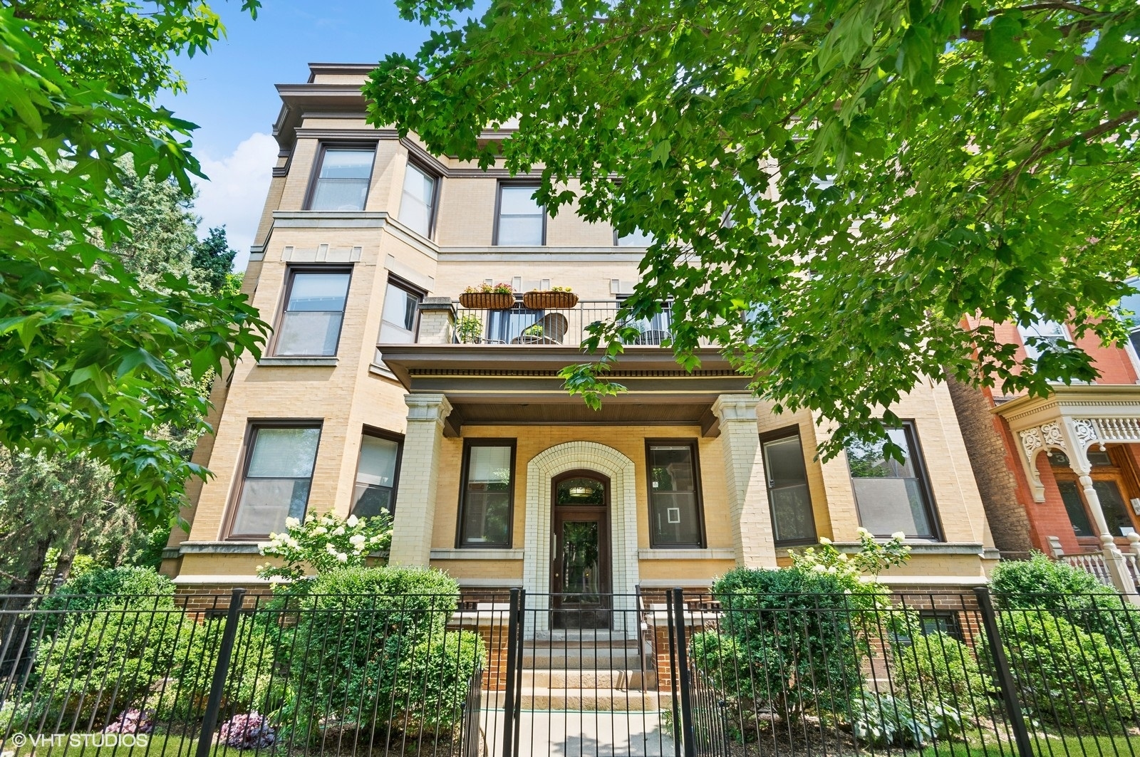 3645-3647 N Wilton Ave, Chicago, IL for Sale