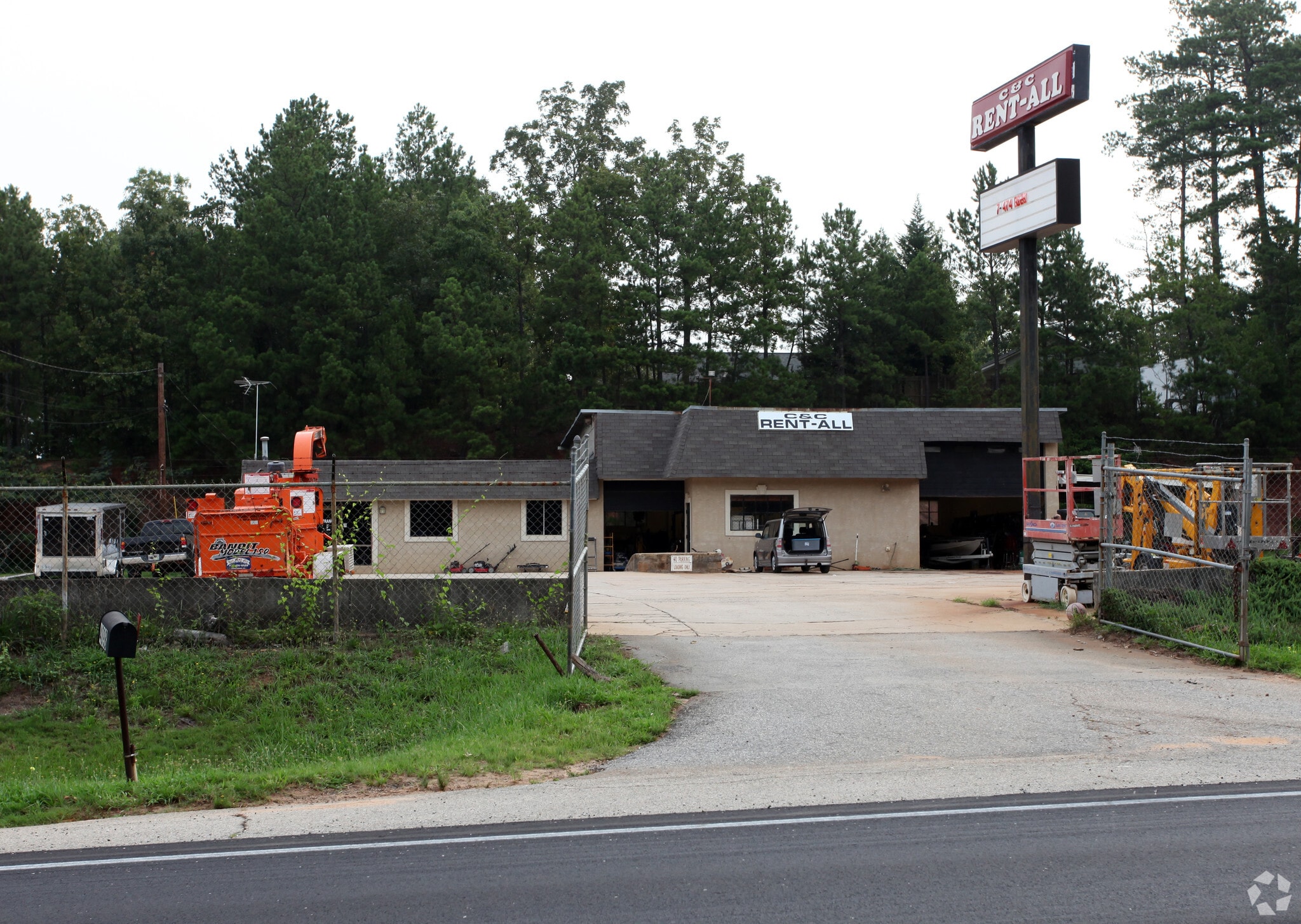 4098 N Henry Blvd, Stockbridge, GA for Sale