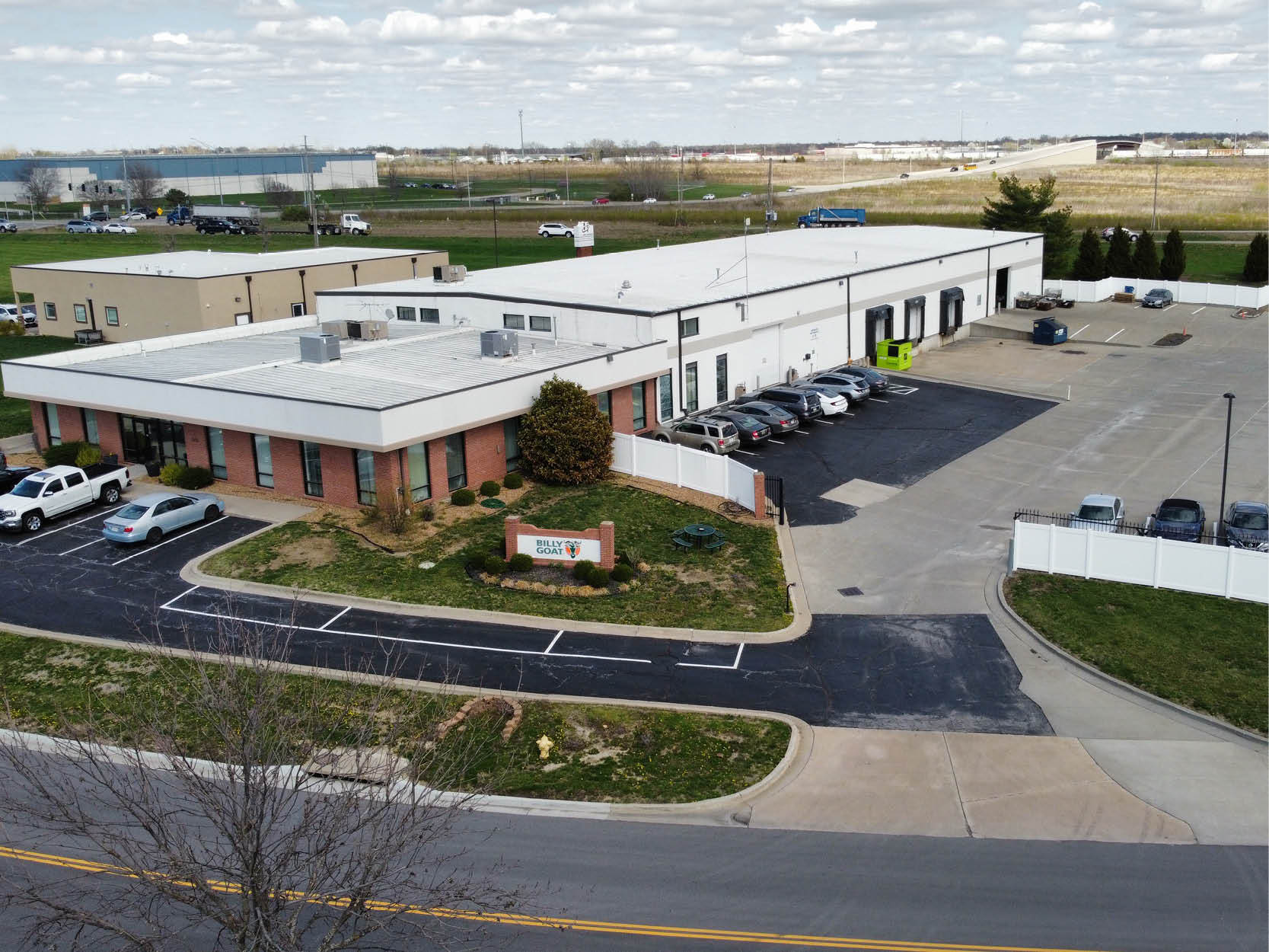 1325 SW Market St, Lees Summit, MO for Sale