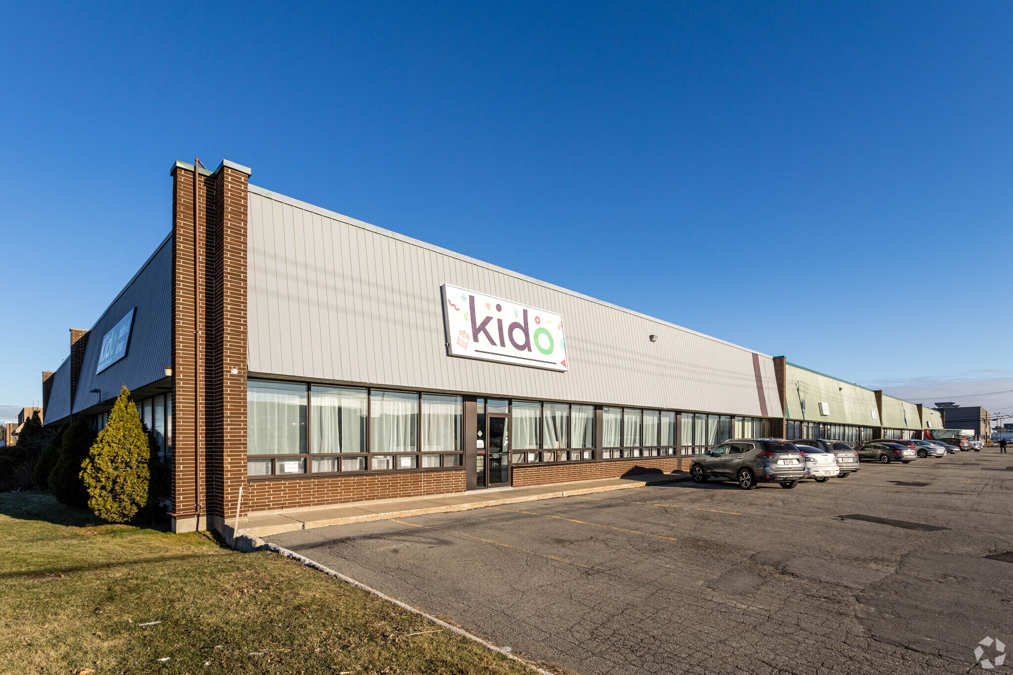 1325-1445 Rue Tees, Montréal, QC for Rent