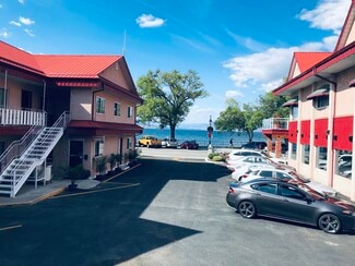 Penticton, BC Hospitality - 274 Lakeshore Dr