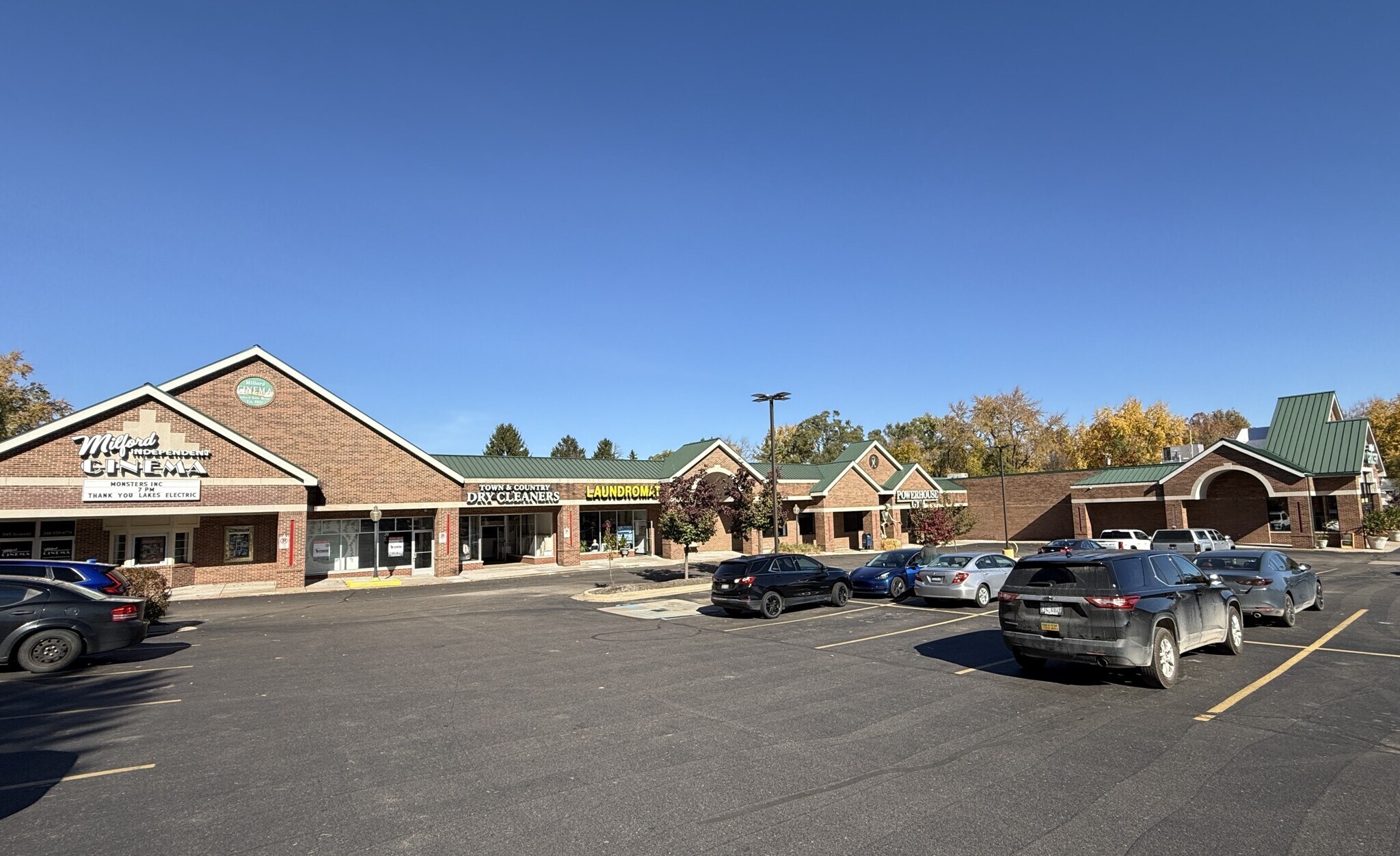 945-965 E Summit St, Milford, MI for Rent