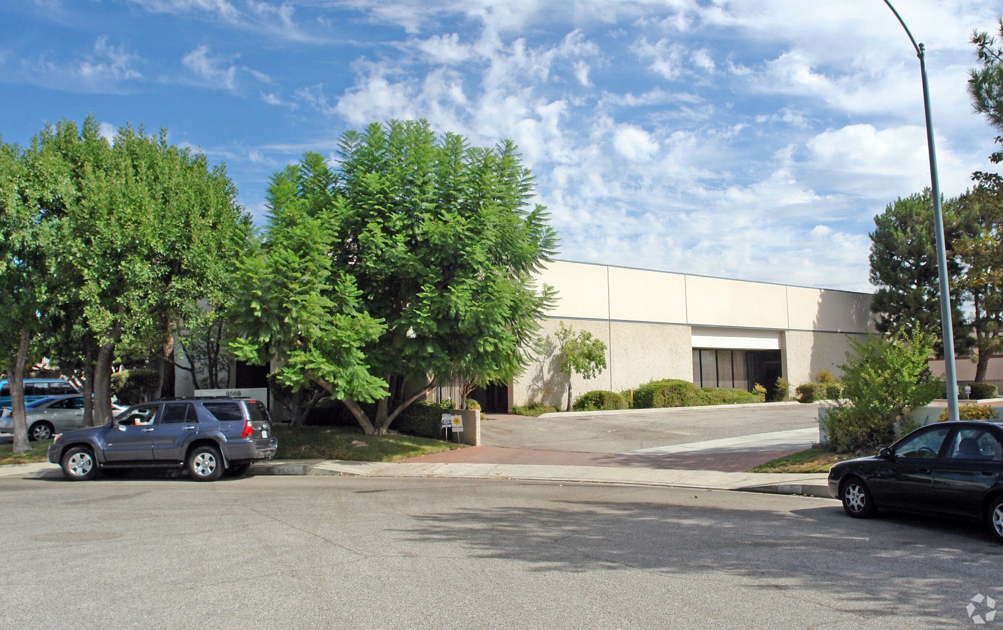 9566 Vassar Ave, Chatsworth, CA for Rent