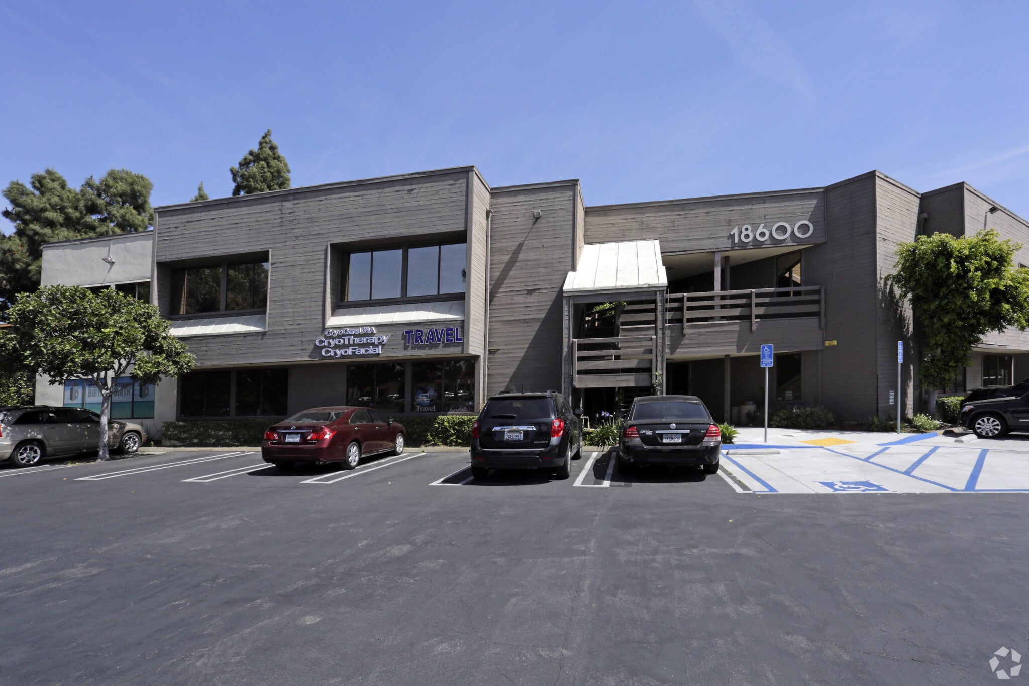 18600 Main St, Huntington Beach, CA for Rent