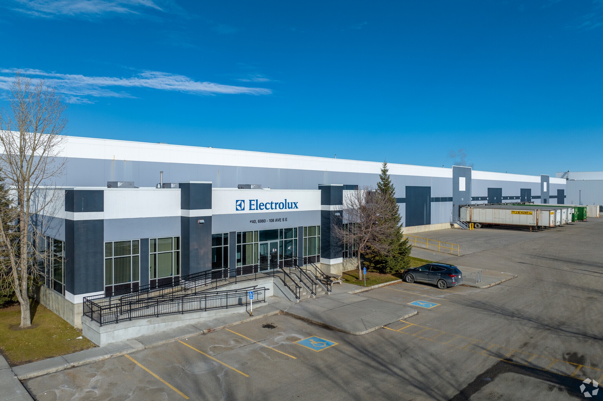 6980 108th Ave SE, Calgary, AB for Rent