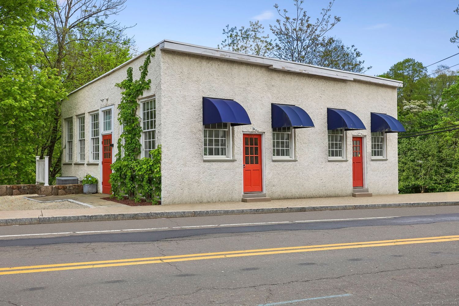 301 Valley Rd, Cos Cob, CT for Sale