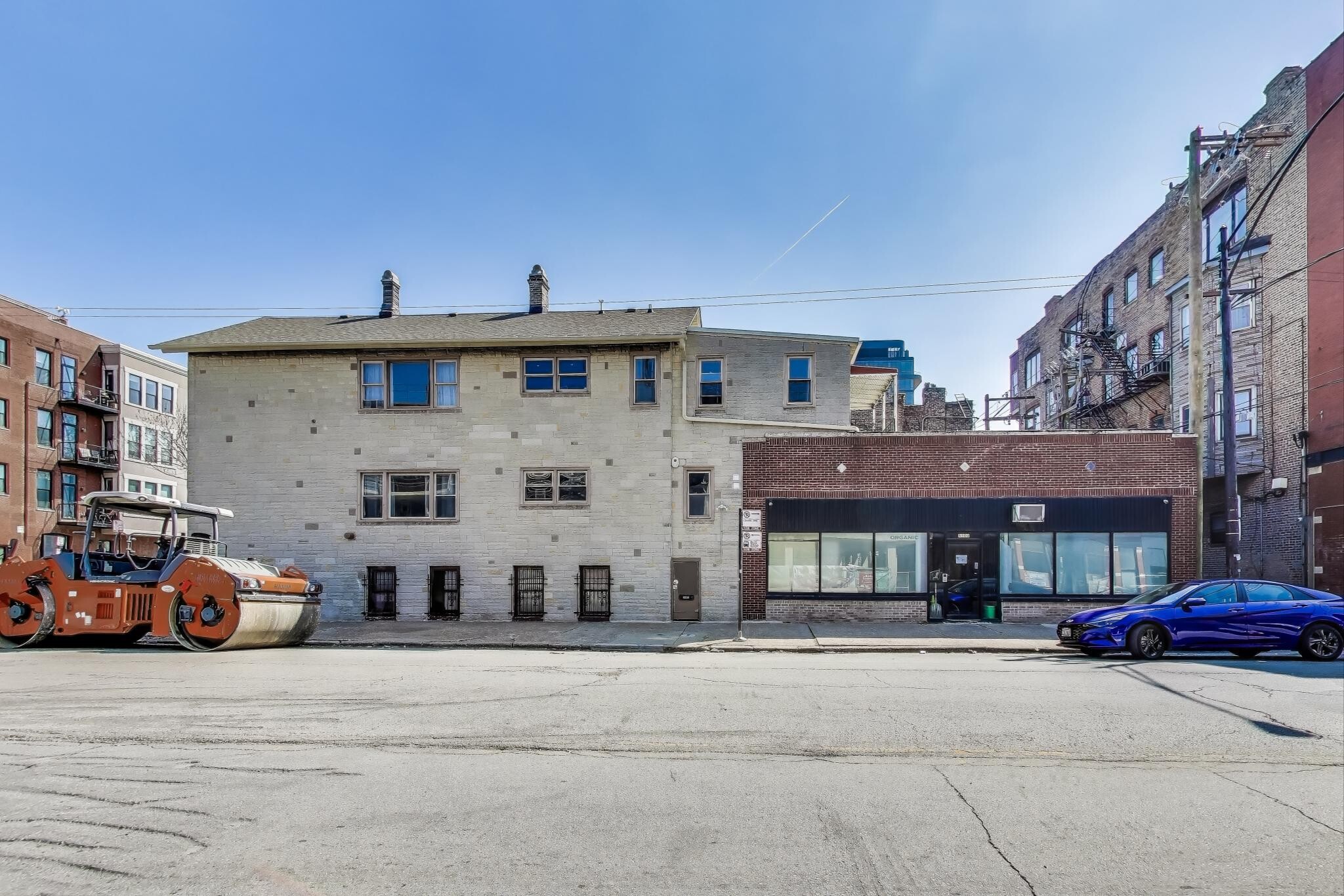 1103 W Grand Ave, Chicago, IL for Sale