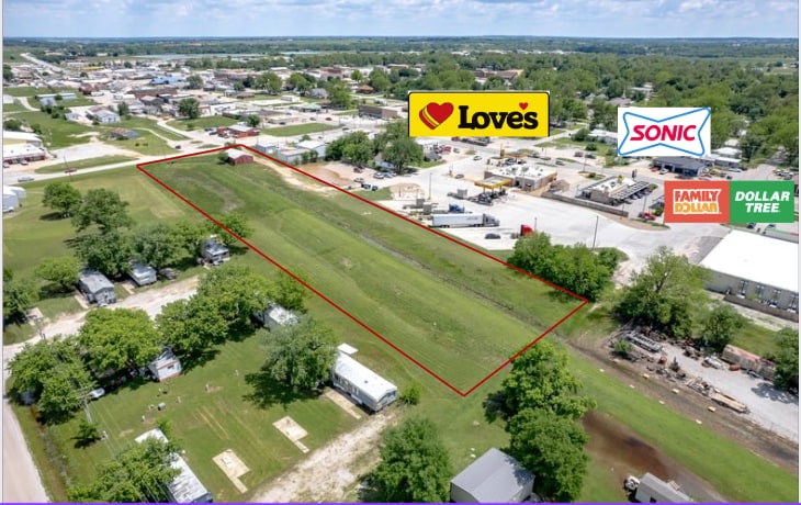 107.5 4th, Lindsay, OK for Sale