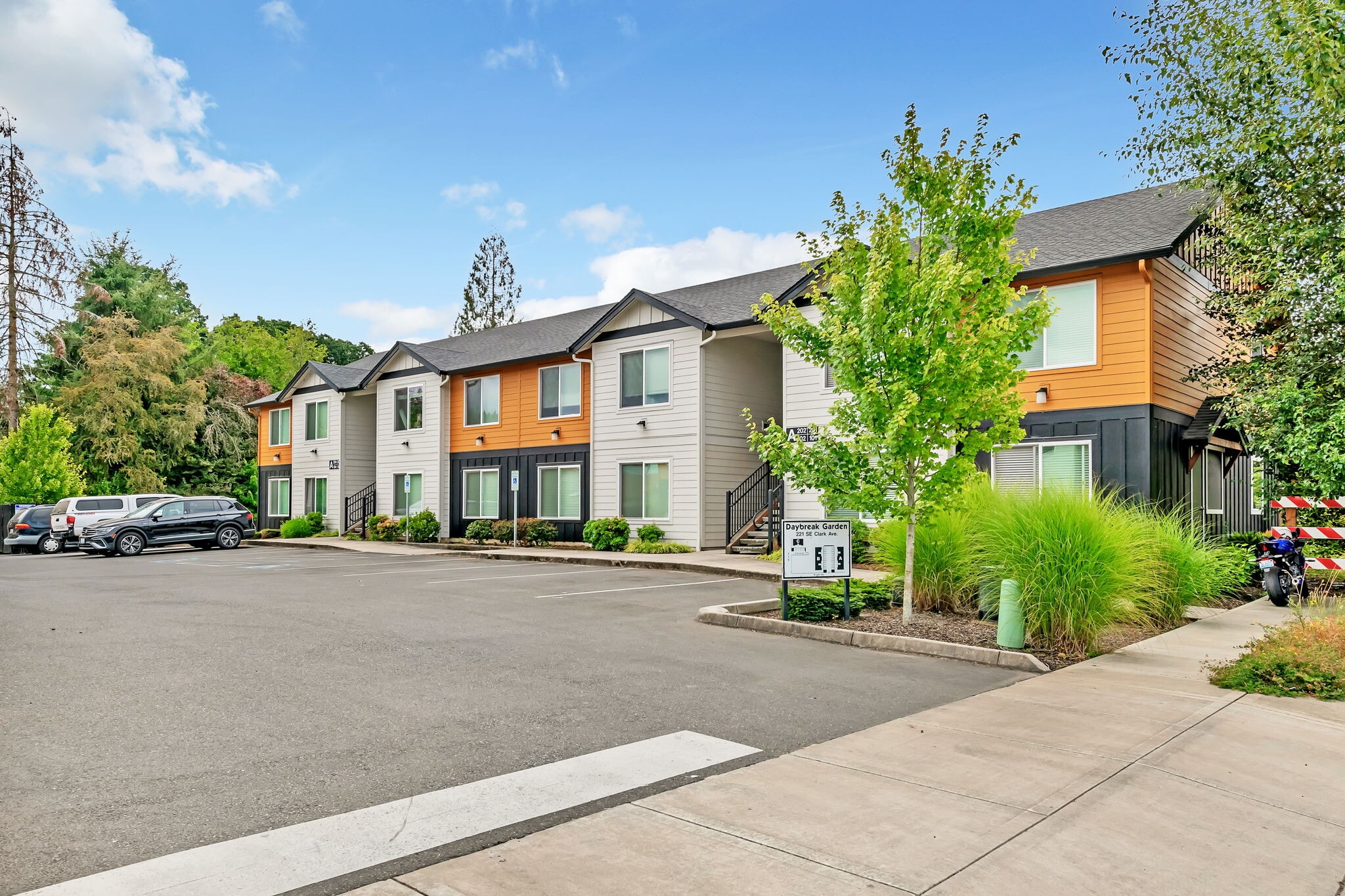 219-221 SE Clark Ave, Battle Ground, WA for Sale