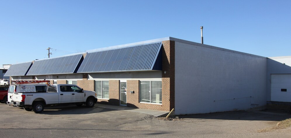 305 Macdonald Cres, Fort McMurray, AB for Rent