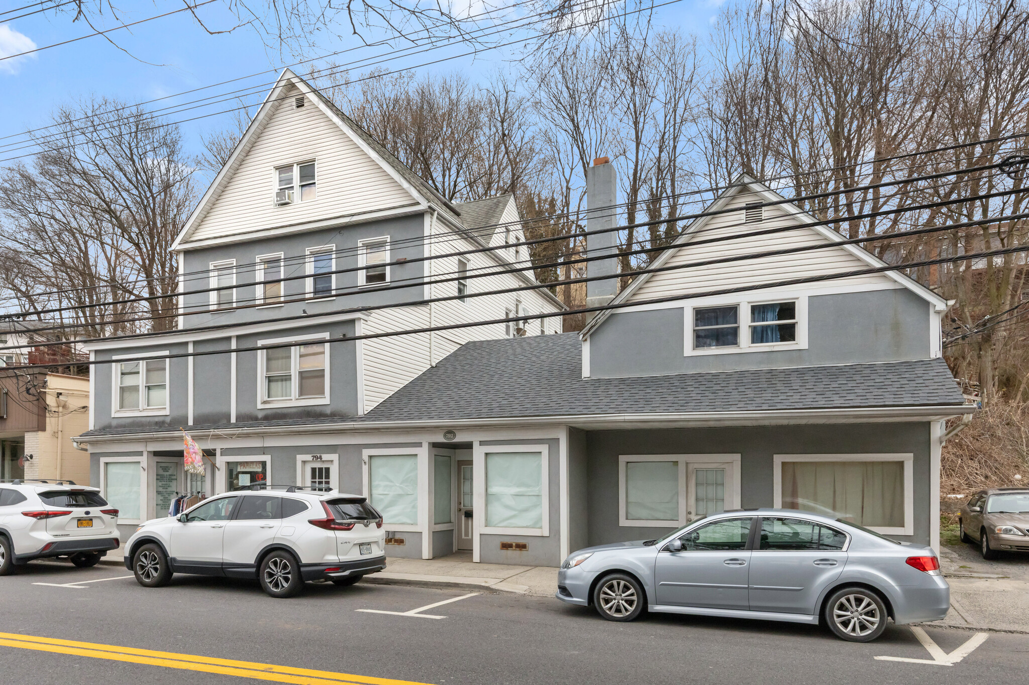 790-798 Commerce St, Thornwood, NY for Sale