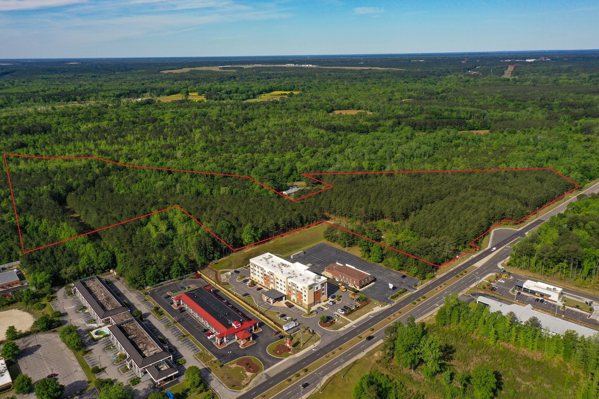 1870 Cedar Creek Rd, Fayetteville, NC for Sale