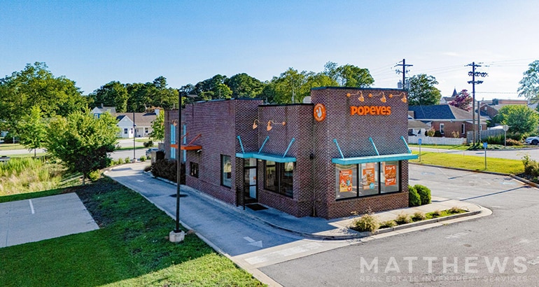 72 E Franklin St, Hartwell, GA for Sale