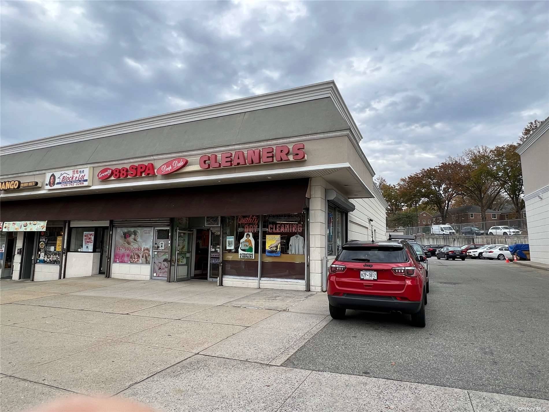 , Douglaston, NY for Sale