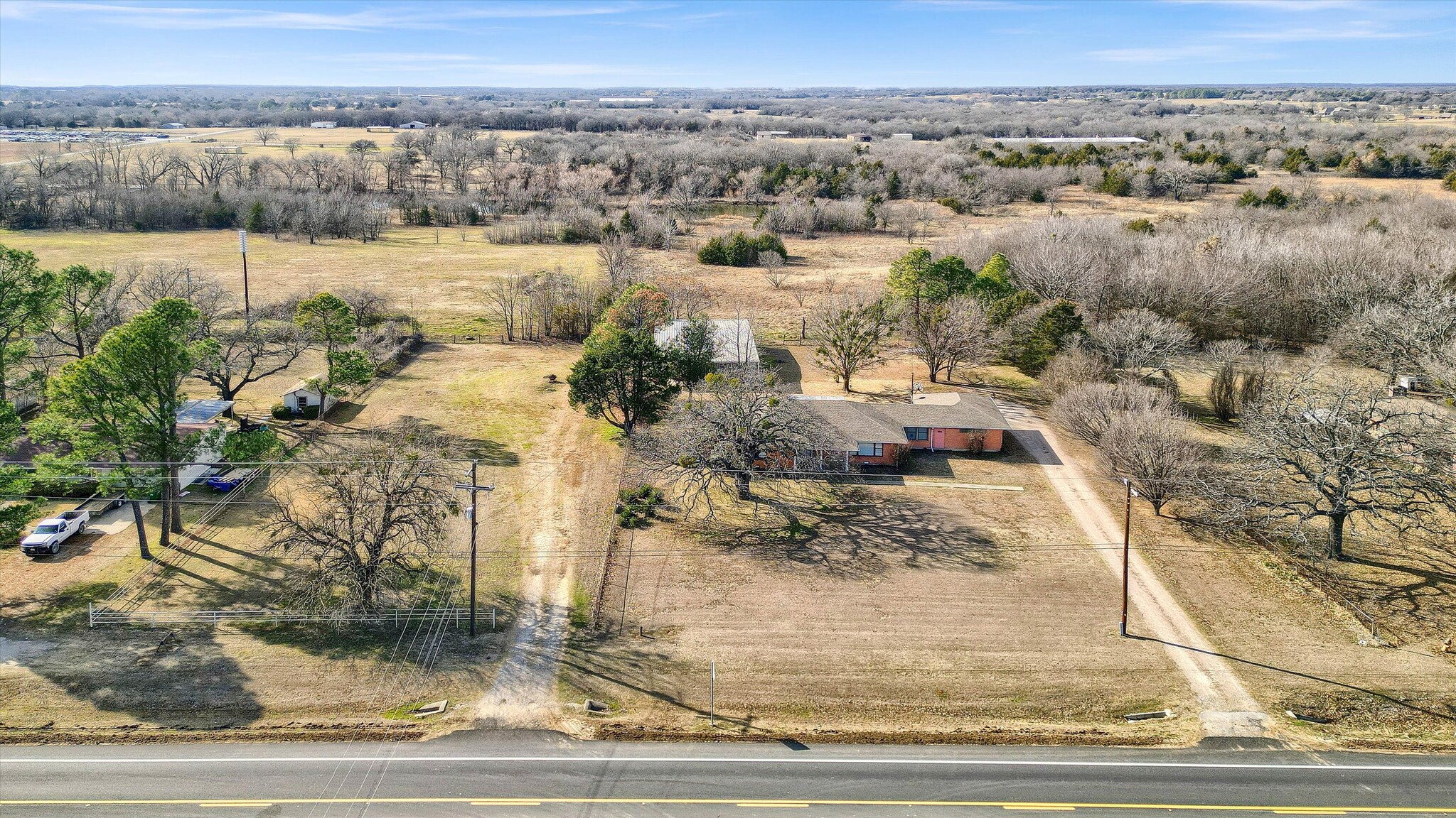 1011 US-377, Whitesboro, TX for Sale