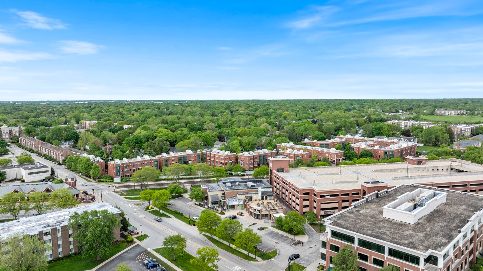 180 N Smith St, Palatine, IL for Sale