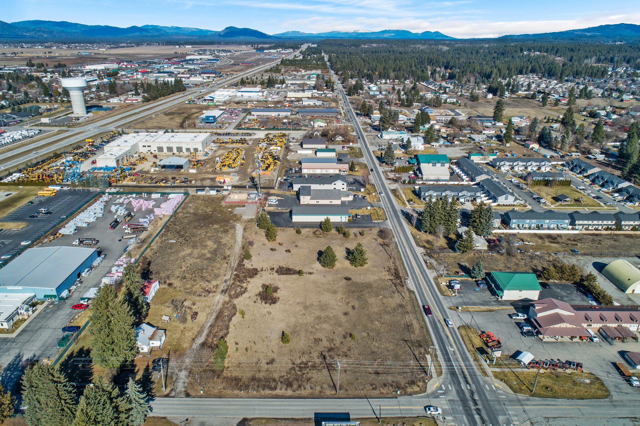 10500 N Government Way, Hayden, ID for Sale