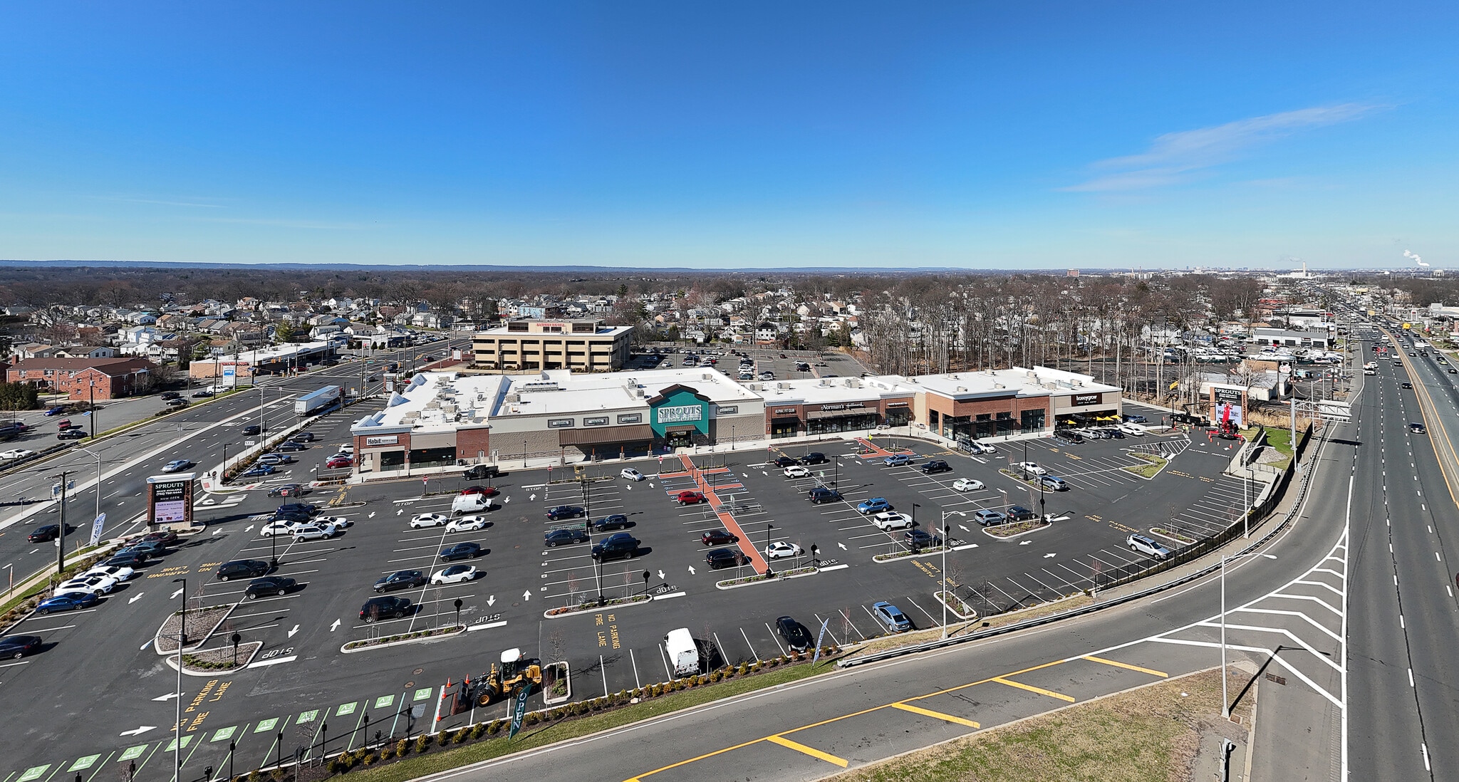 1000 Saint Georges Ave, Avenel, NJ for Rent