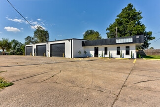 Moore, OK Flex - 704 E Main St