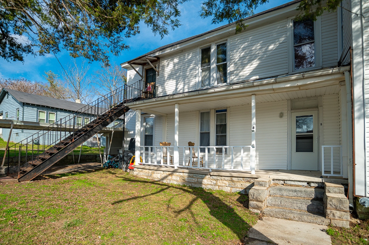 304 Washington St E, Fayetteville, TN for Sale