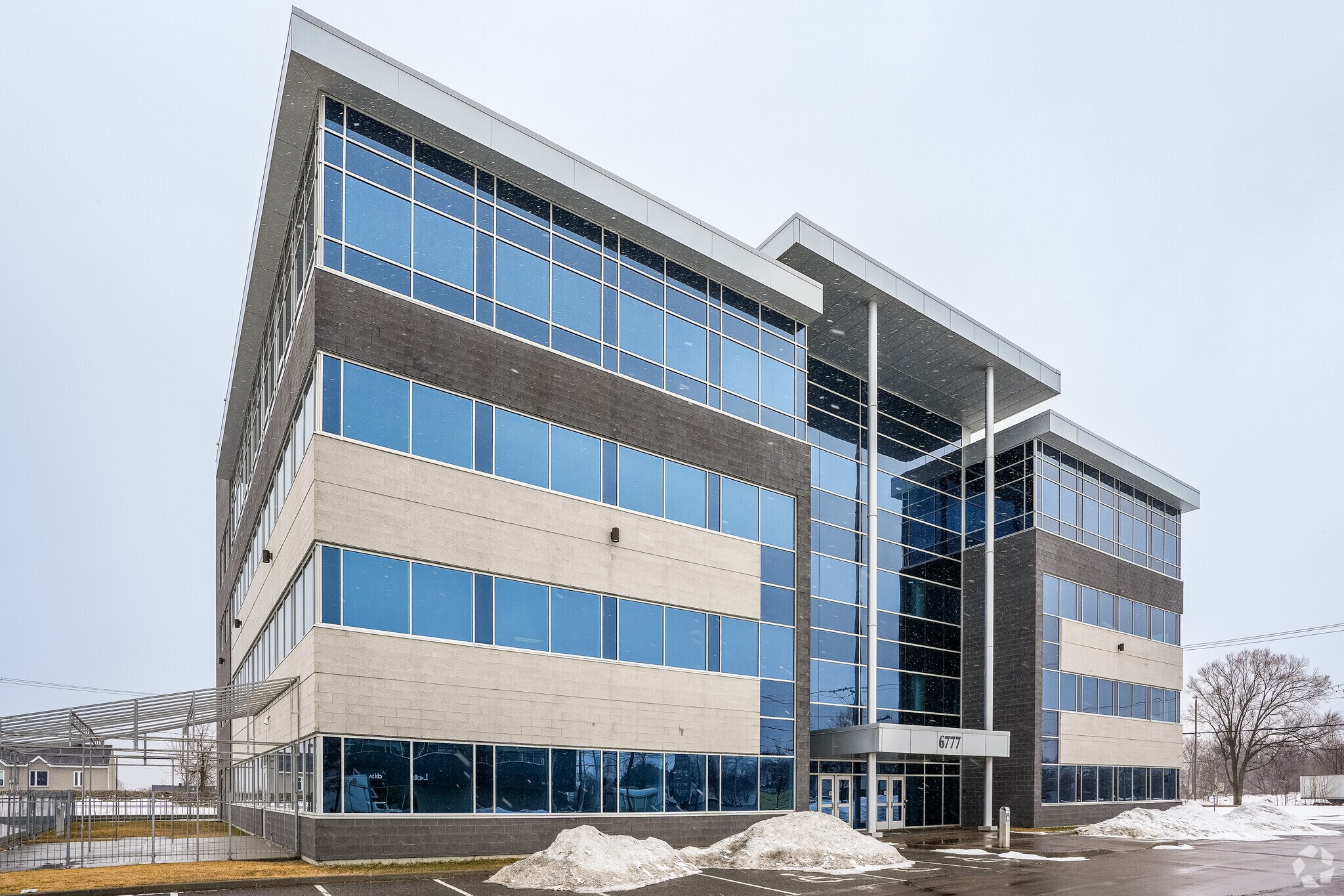 6777 Boul Guillaume-Couture, Lévis, QC for Rent