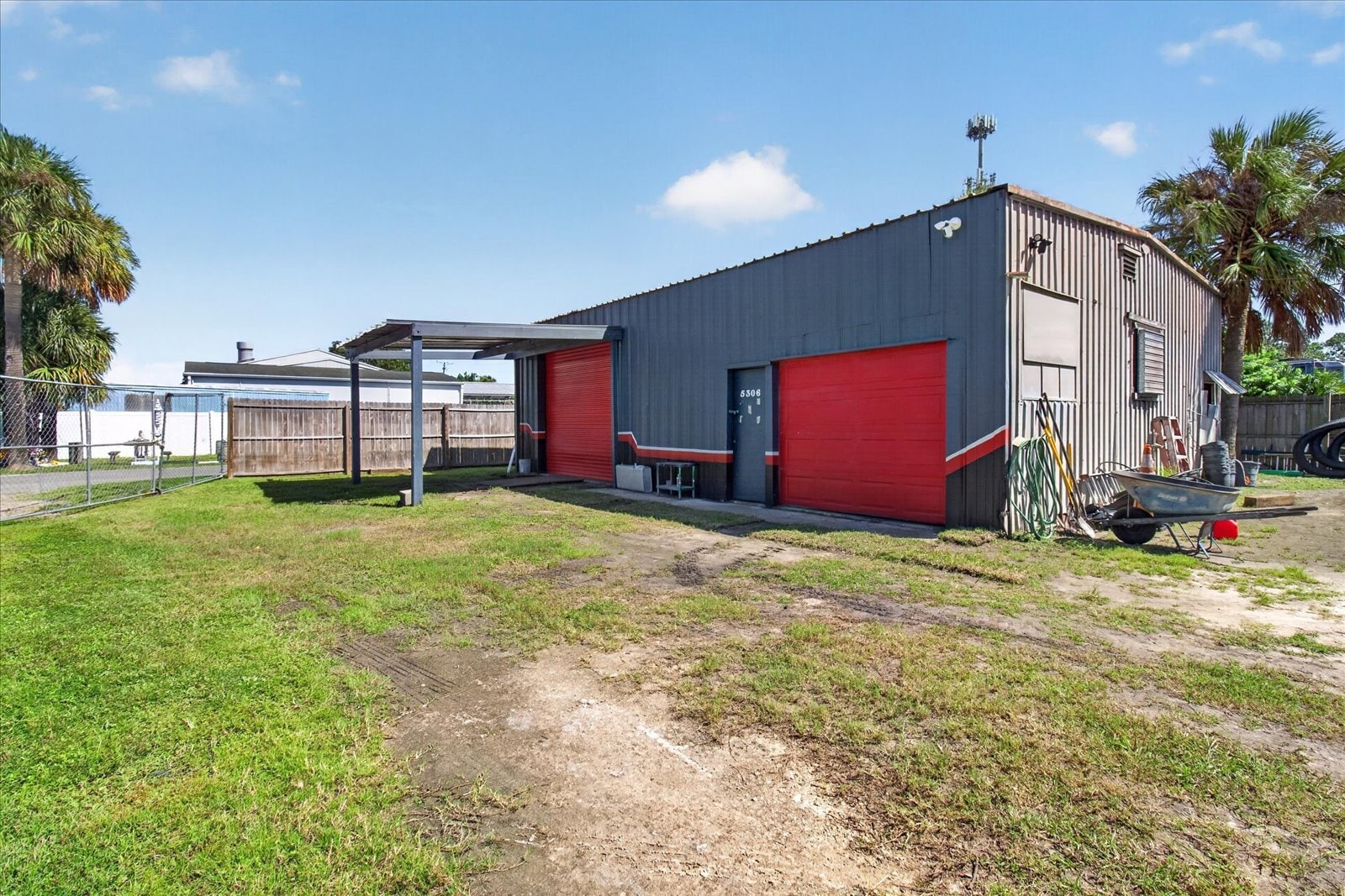 5306 W Commerce St, Tampa, FL for Sale