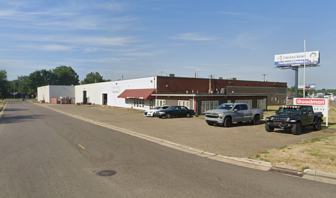 2580 Atlantic Blvd NE, Canton, OH for Rent