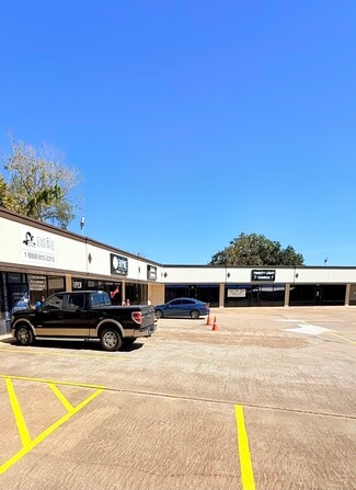 Clute, TX Retail - 716 W Plantation Dr Clute, TX Retail - 716 W Plantation Dr