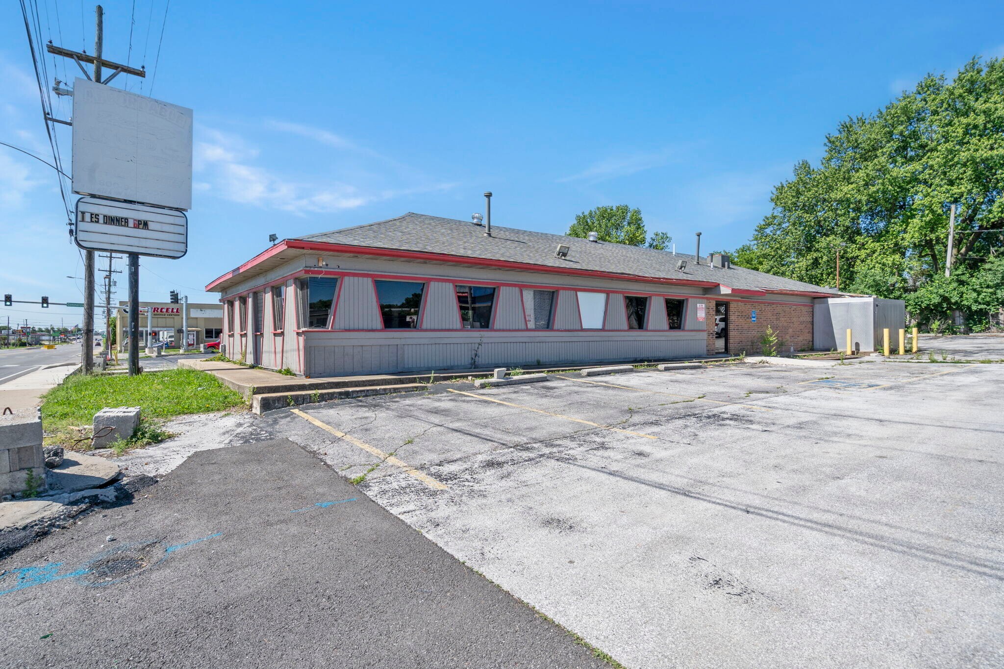 1815 N Glenstone Ave, Springfield, MO for Sale