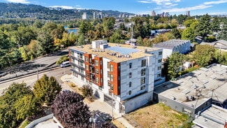 Portland, OR Apartments - 4780 SE Milwaukie Ave