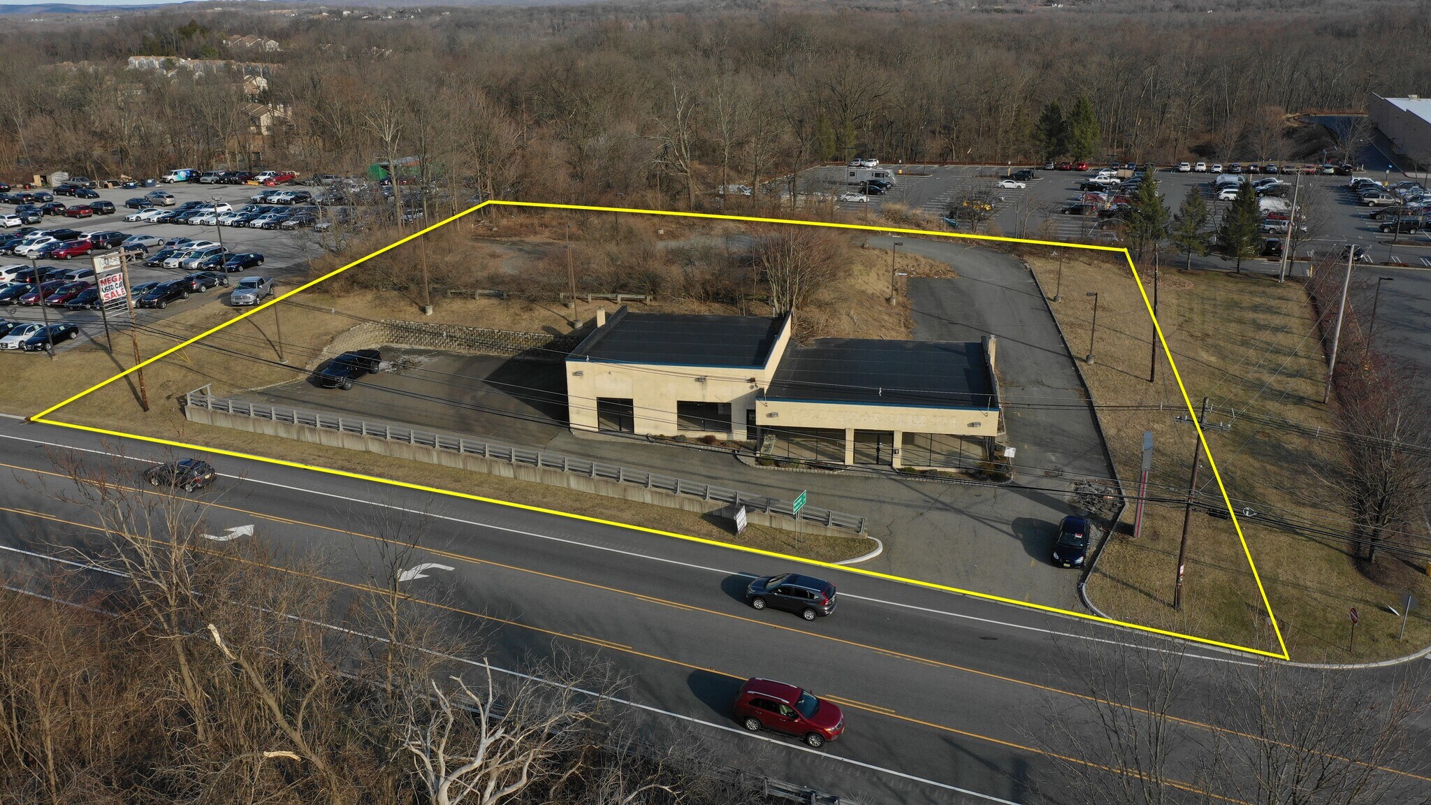 30 Hampton House Rd Newton, NJ 07860 Retail Property for Lease on