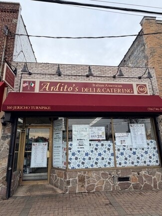 Mineola, NY Storefront Retail/Office - 160 Jericho Tpke