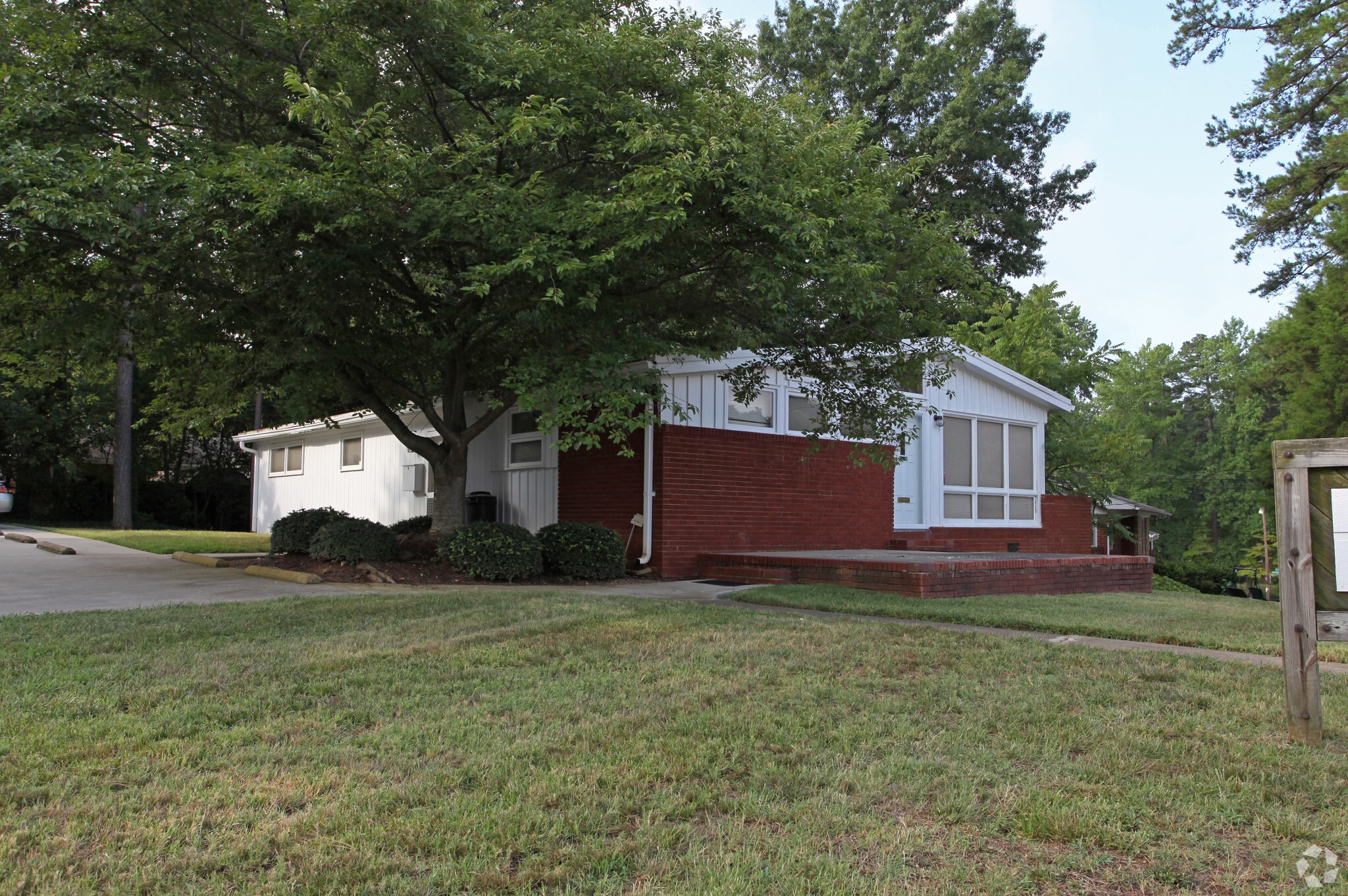 738 Pierson Dr, Charlotte, NC for Sale