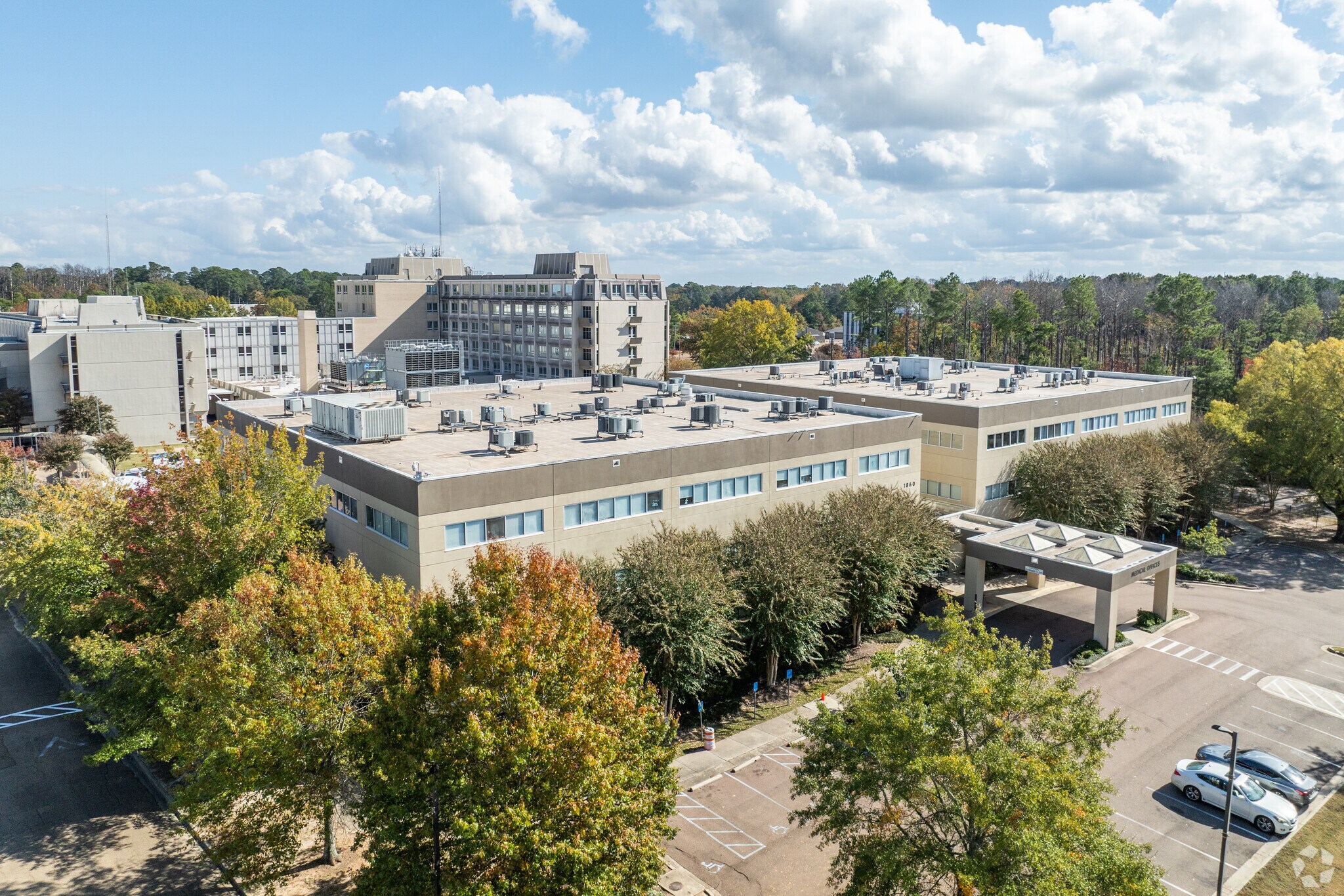 1860 Chadwick Dr, Jackson, MS for Rent