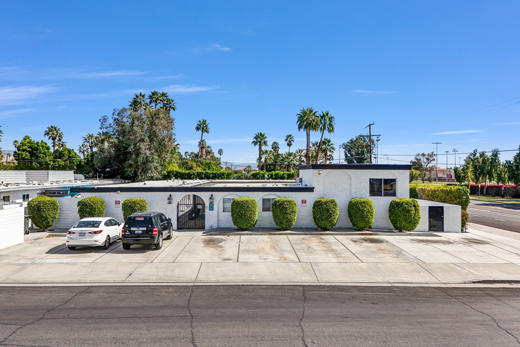 1900 E Baristo Rd, Palm Springs, CA for Sale
