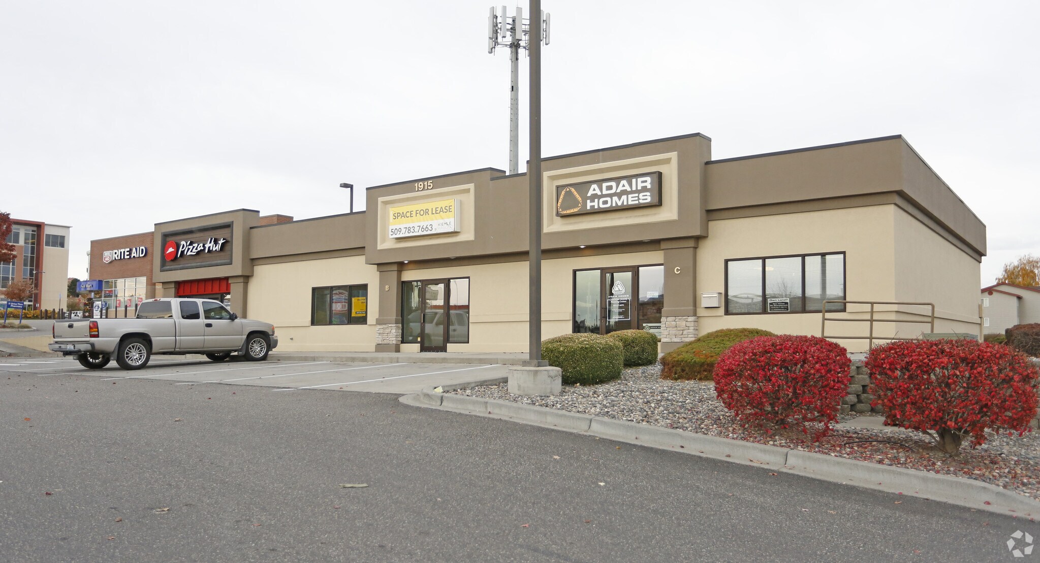 1915 N Steptoe St, Kennewick, WA for Rent