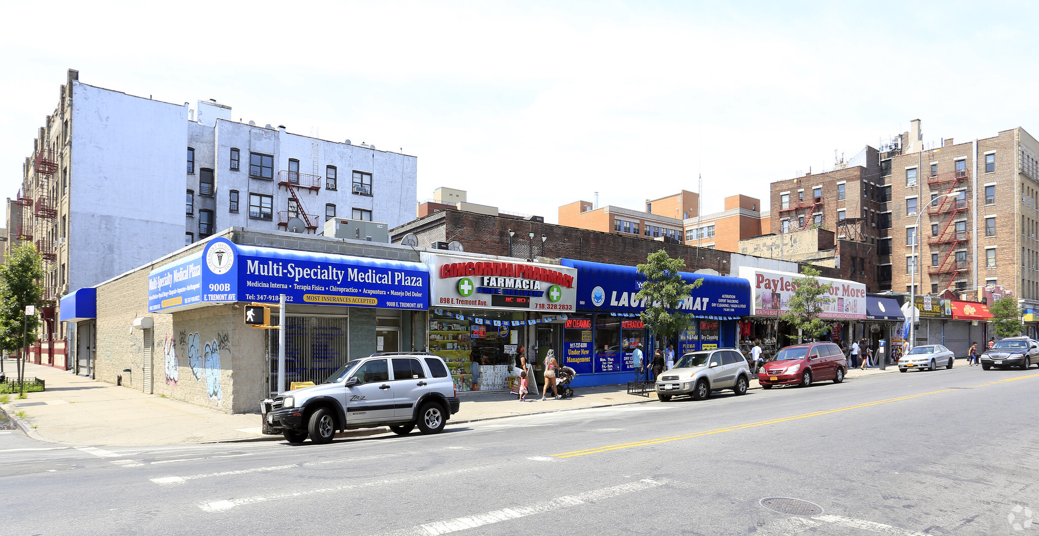 896-900 E Tremont Ave, Bronx, NY for Rent